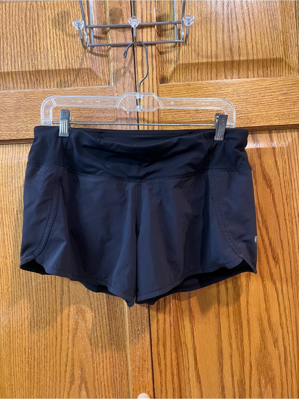 Women’s Black Lululemon Athletica Shorts Lined Zip Pocket Size 8